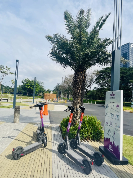 Filinvest City Central Park Alabang - Electric scooters