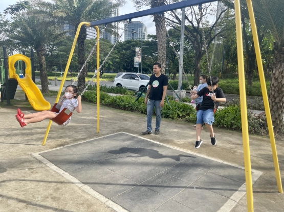 Filinvest City Central Park Alabang - Swing