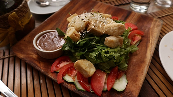 Cafe by the ruins Baguio - Gado-gado salad