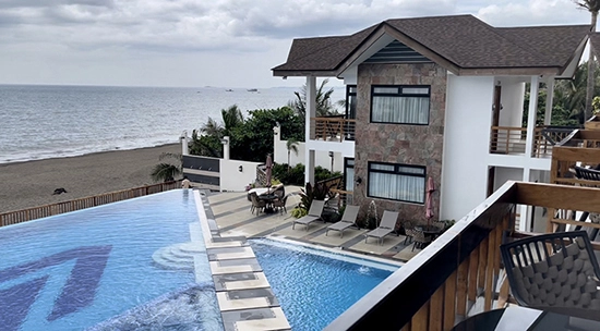 G7 Golden View Resort - pool