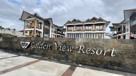 G7 Golden View Resort - Resort View from the beach