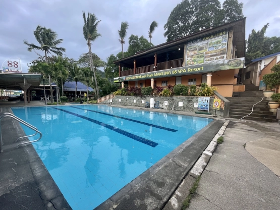 88 spa and hotspring resort laguna - Bigger 5 feet pool