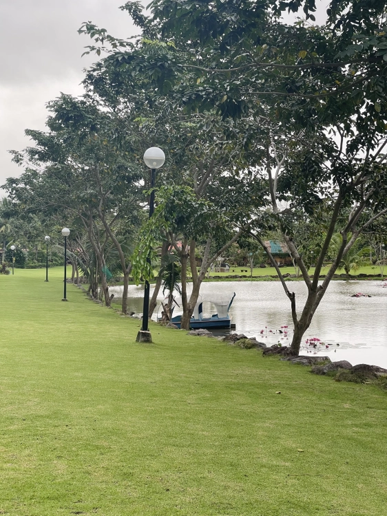 88 spa and hotspring resort laguna - Lake