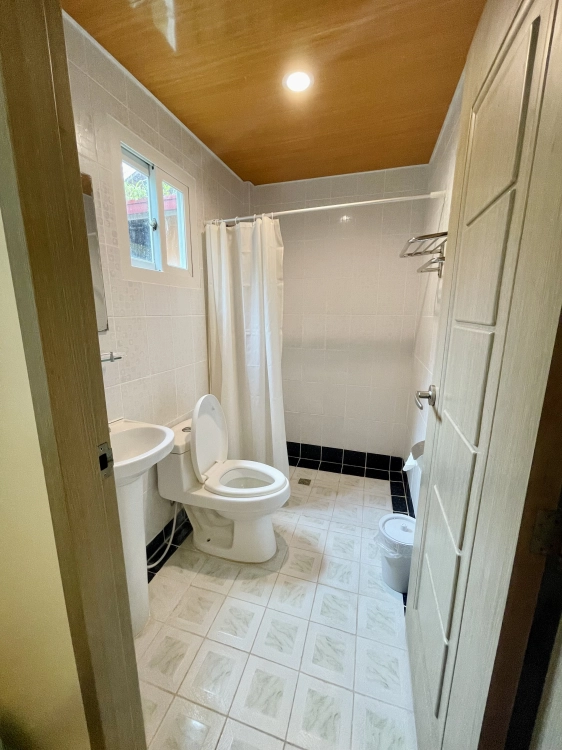 88 spa and hotspring resort laguna - Standard room bathroom