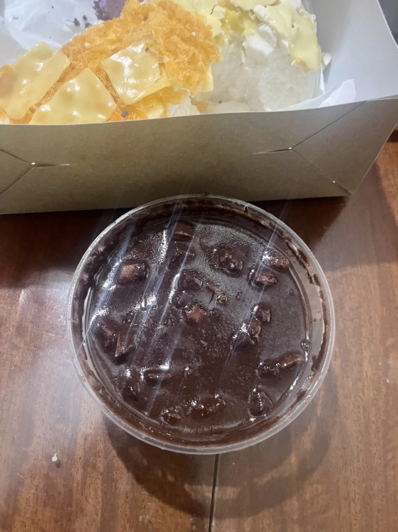 Eggsy - dinuguan