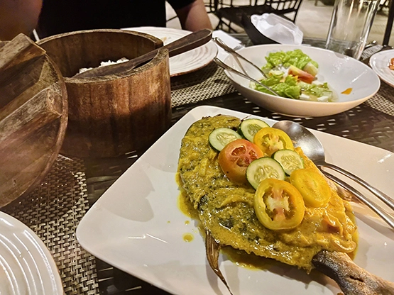 Lotuspod Bed and Breakfast - Pampano with turmeric sauce