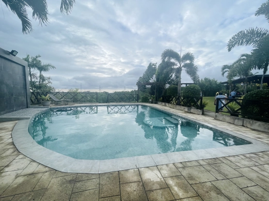 Spacio Caliraya - swimming pool