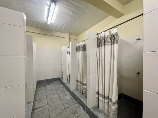 Oasis resort hotel shower room