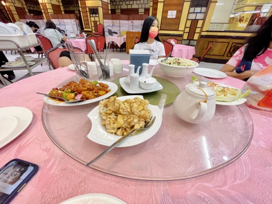 President Grand Palace Restaurant - Round table