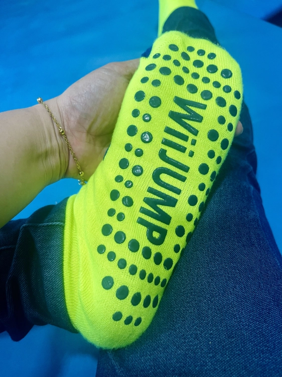 Wii Jump Trampoline Park - Grip Socks
