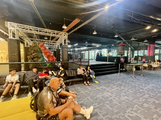 Wii Jump Trampoline Park - Waiting Area