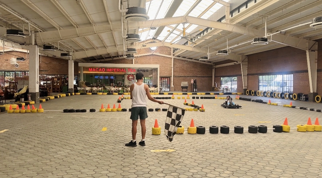 Mandelas' Go Kart - Race track